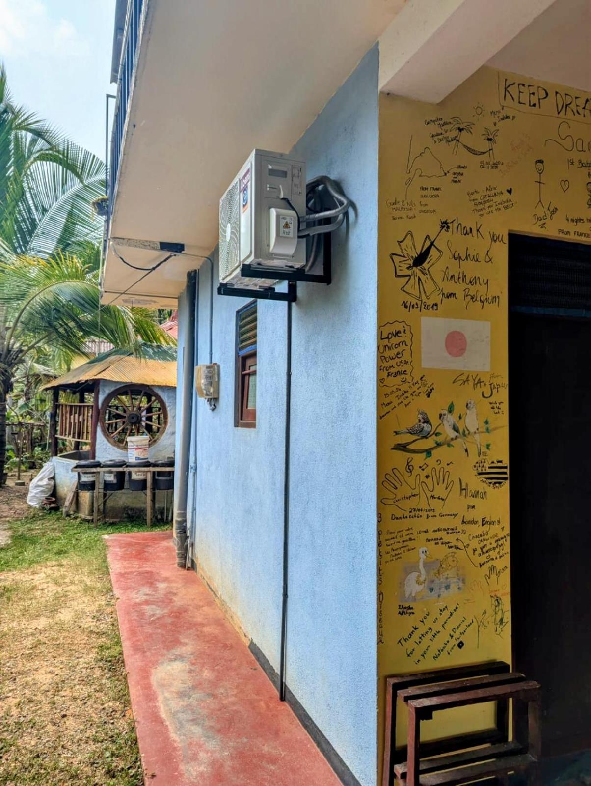 Hotel Three Little Birds Tangalle Exterior foto